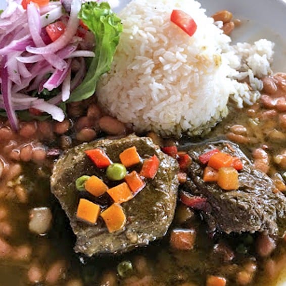 Seco de Res con Frijoles.