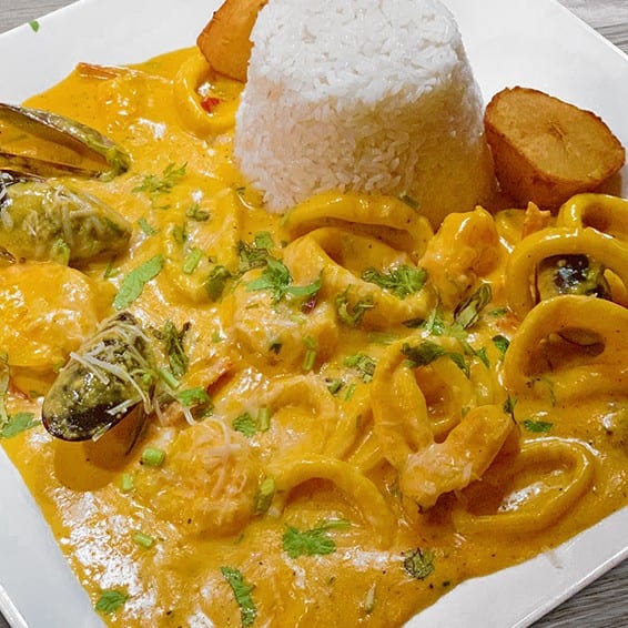 Filete de Pescado a Lo Macho.