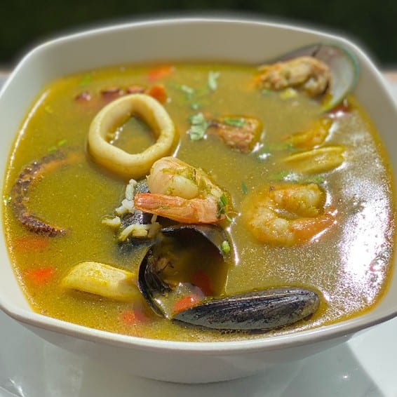 Aguadito de Mariscos.