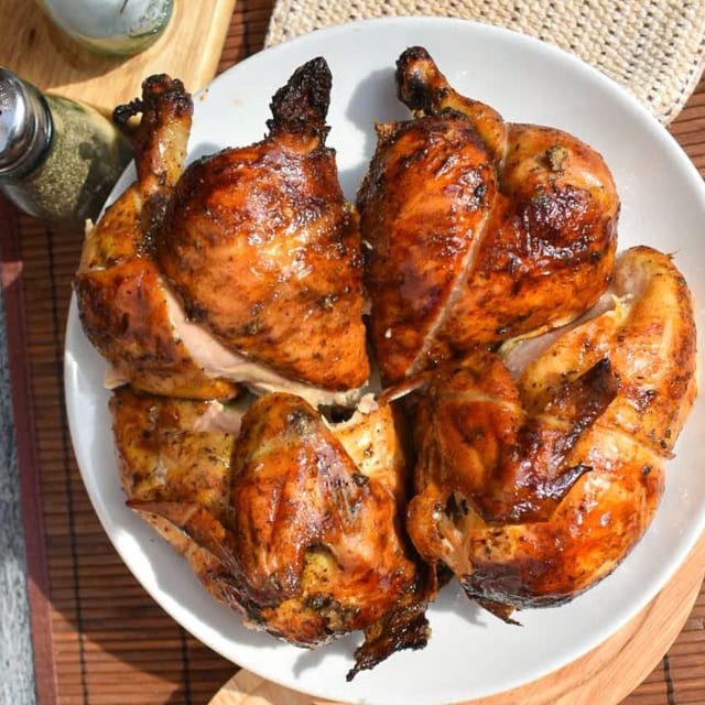 Pollo A La Brasa Solo.